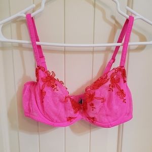 Victoria's Secret push-up bra without padding